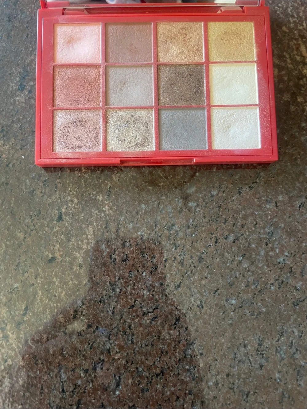BH Cosmetics The New Golden 20's Eyeshadow Palette - Red & Gold
